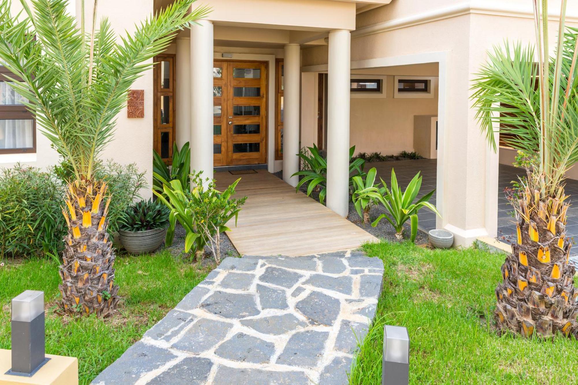 Villasun Luxury Apartments & Villas Flic en Flac Room photo